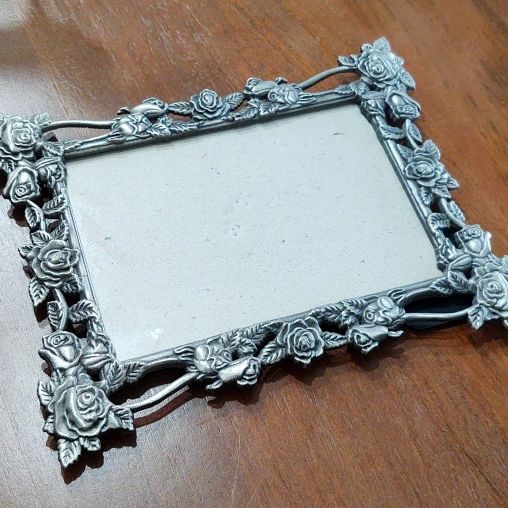 Vintage SUN Picture Frame 3 1/2" × 5"